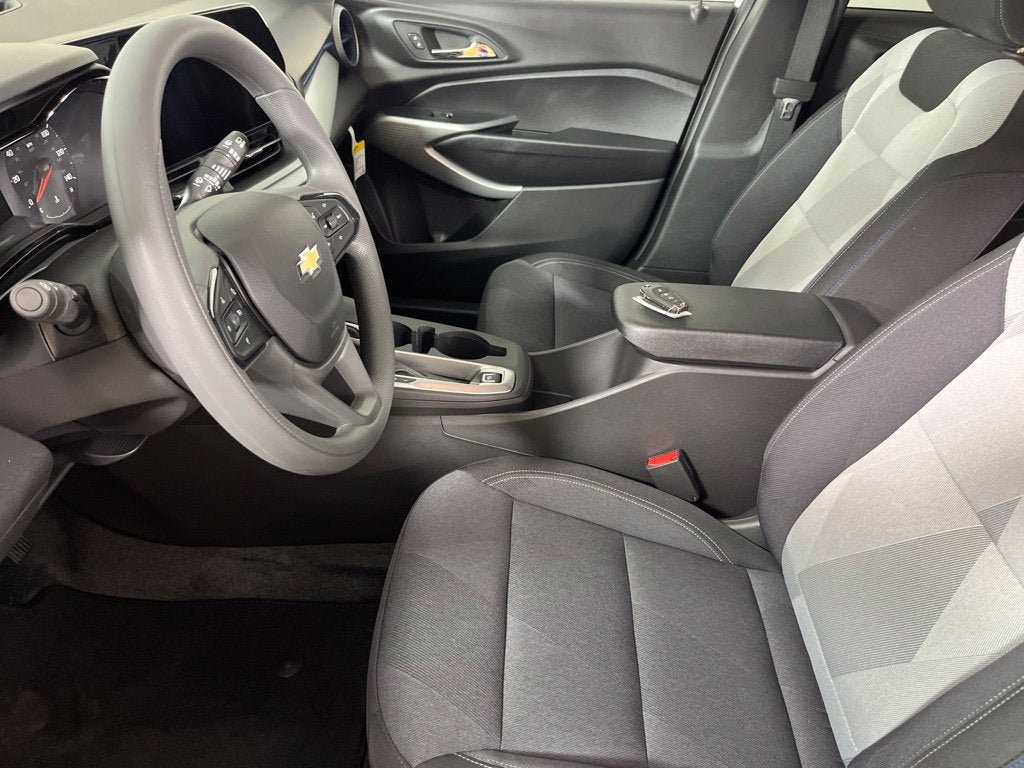 New 2026 Chevrolet Trax LS w/ LS Convenience Package FWD image 15