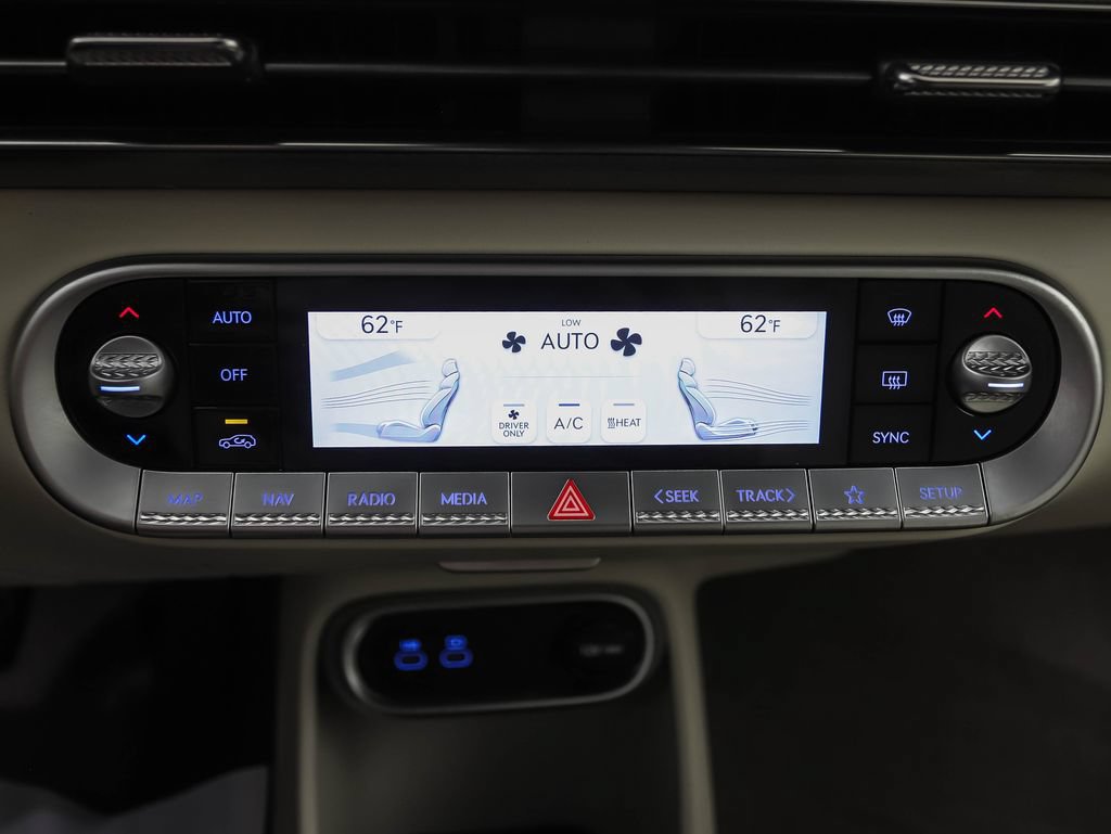 Used 2023 Genesis GV60 Advanced AWD/4WD image 19