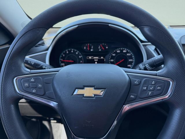 Used 2021 Chevrolet Malibu LS image 33