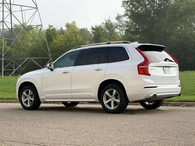 Used 2018 Volvo XC90 T5 Momentum w/ Convenience Package AWD/4WD image 13