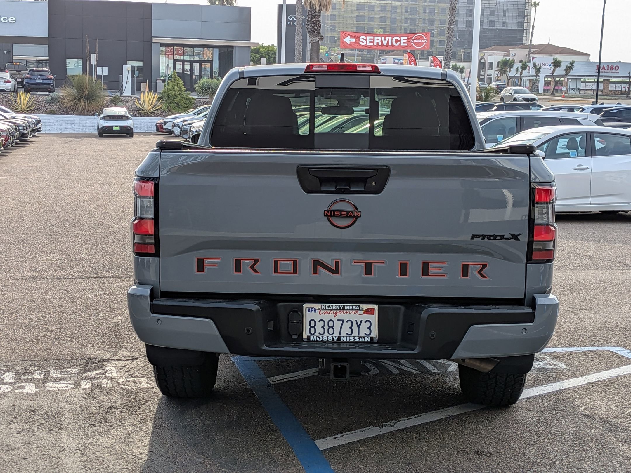Used 2024 Nissan Frontier Pro-X w/ Pro Convenience Package image 9