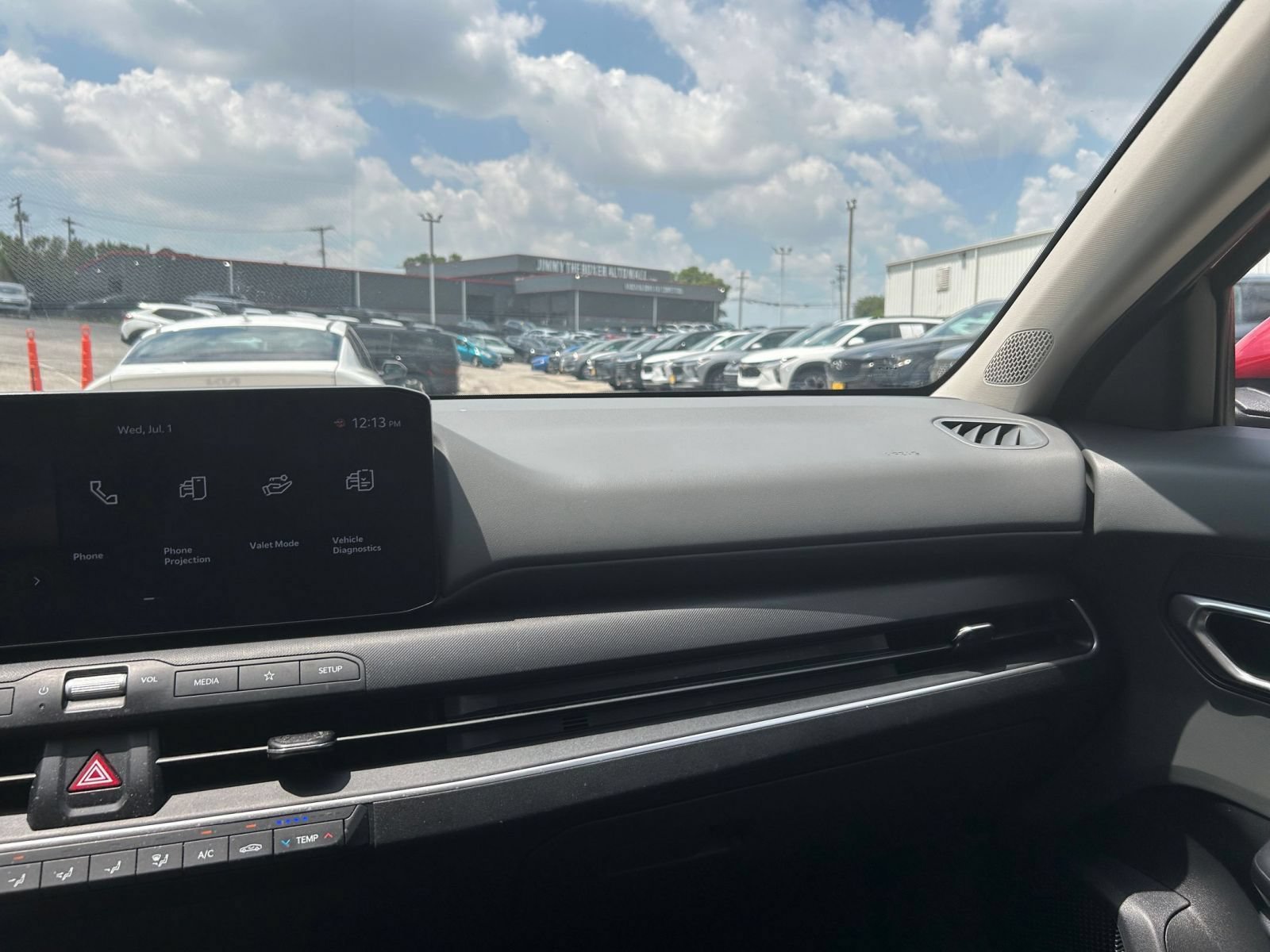 Used 2025 Kia K4 FWD image 29