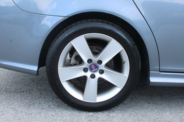 Used 2008 Saab 9-3 2.0T w/ Moonroof Package FWD image 31