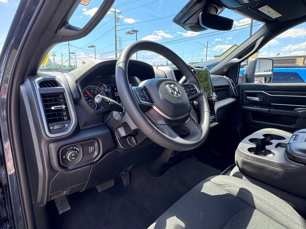 Used 2025 RAM 2500 Big Horn AWD/4WD image 13