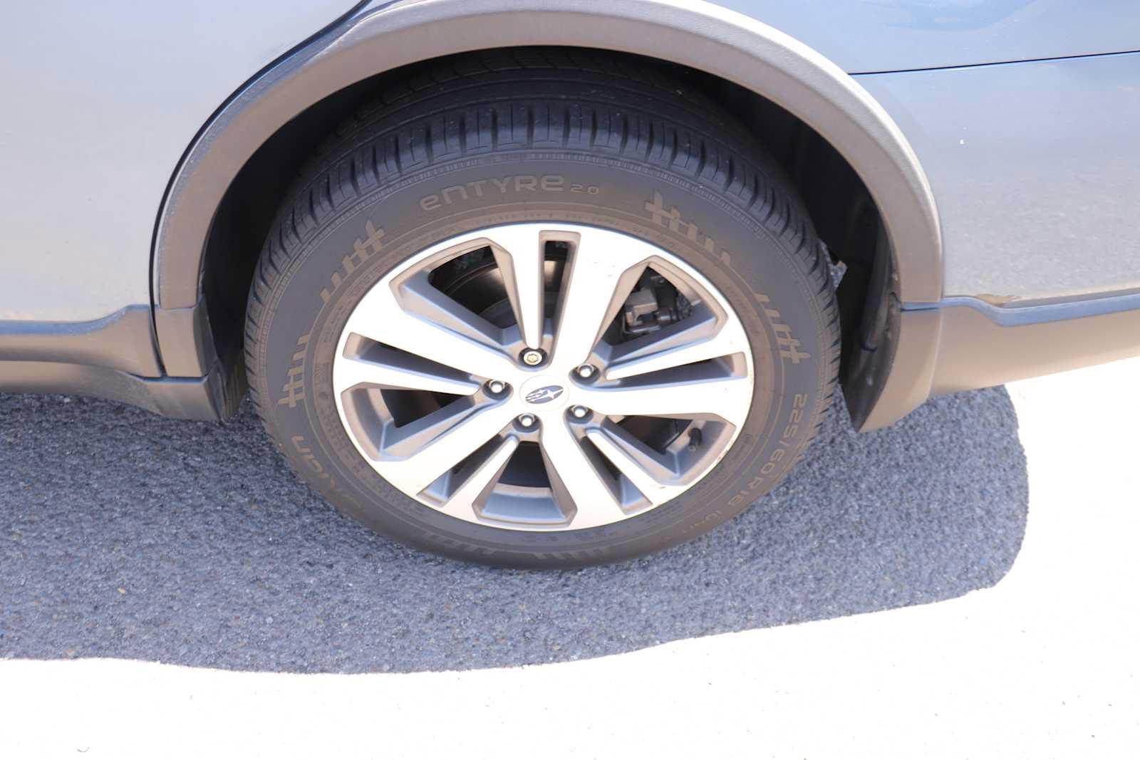 Used 2018 Subaru Outback 2.5i Limited w/ 50th Anniversary Edition AWD/4WD image 9