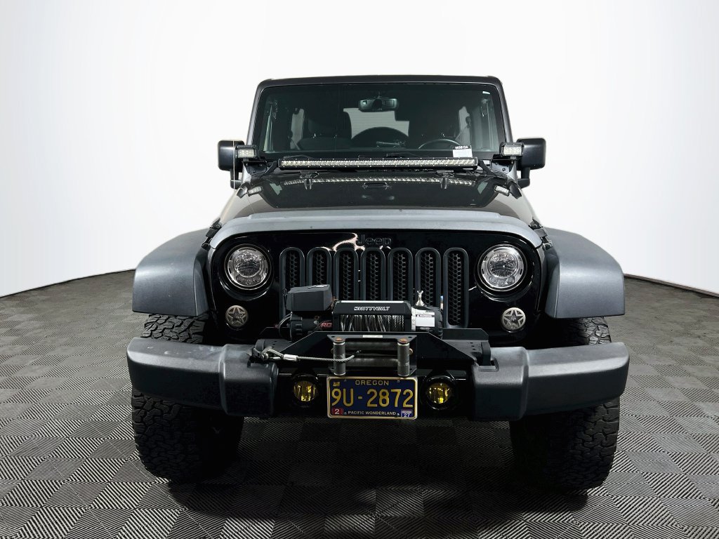 Used 2017 Jeep Wrangler Unlimited Sport AWD/4WD image 2