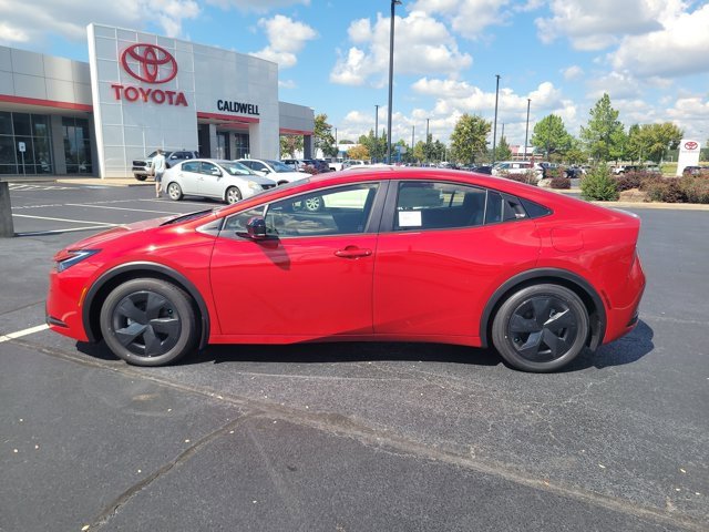 New 2026 Toyota Prius LE image 8