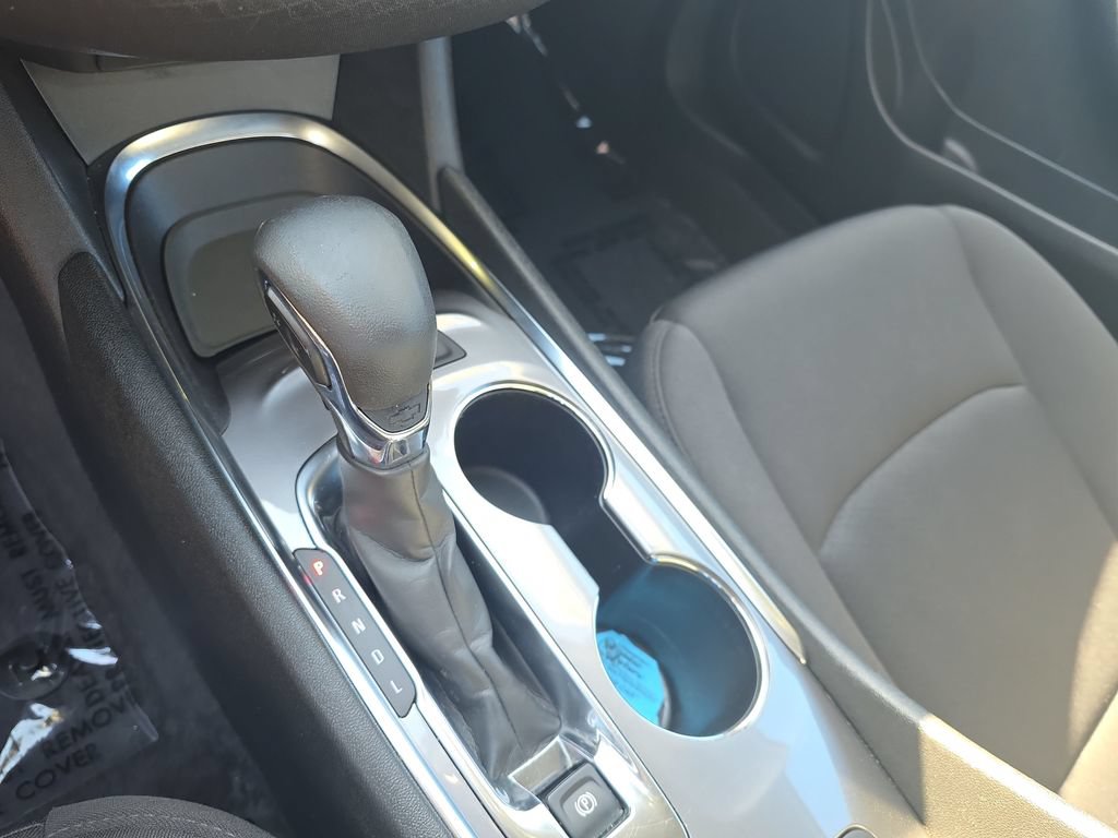 Used 2023 Chevrolet Malibu LT FWD image 19