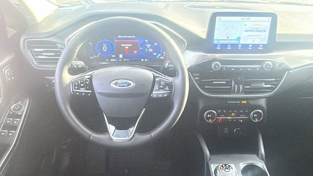 Used 2021 Ford Escape Titanium image 18