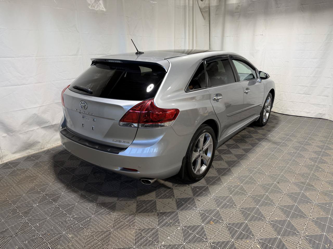 Used 2015 Toyota Venza Limited AWD/4WD image 5