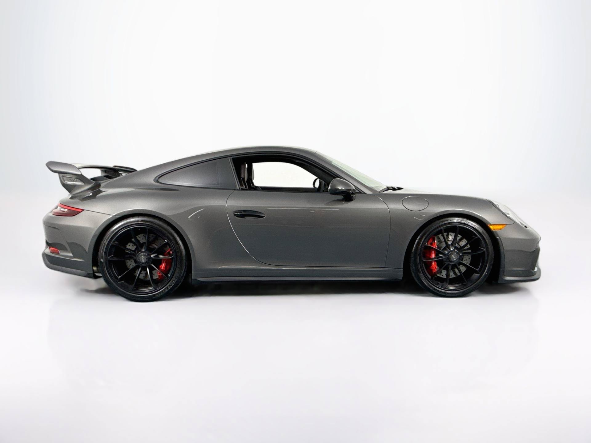 Used 2019 Porsche 911 GT3 RWD image 9