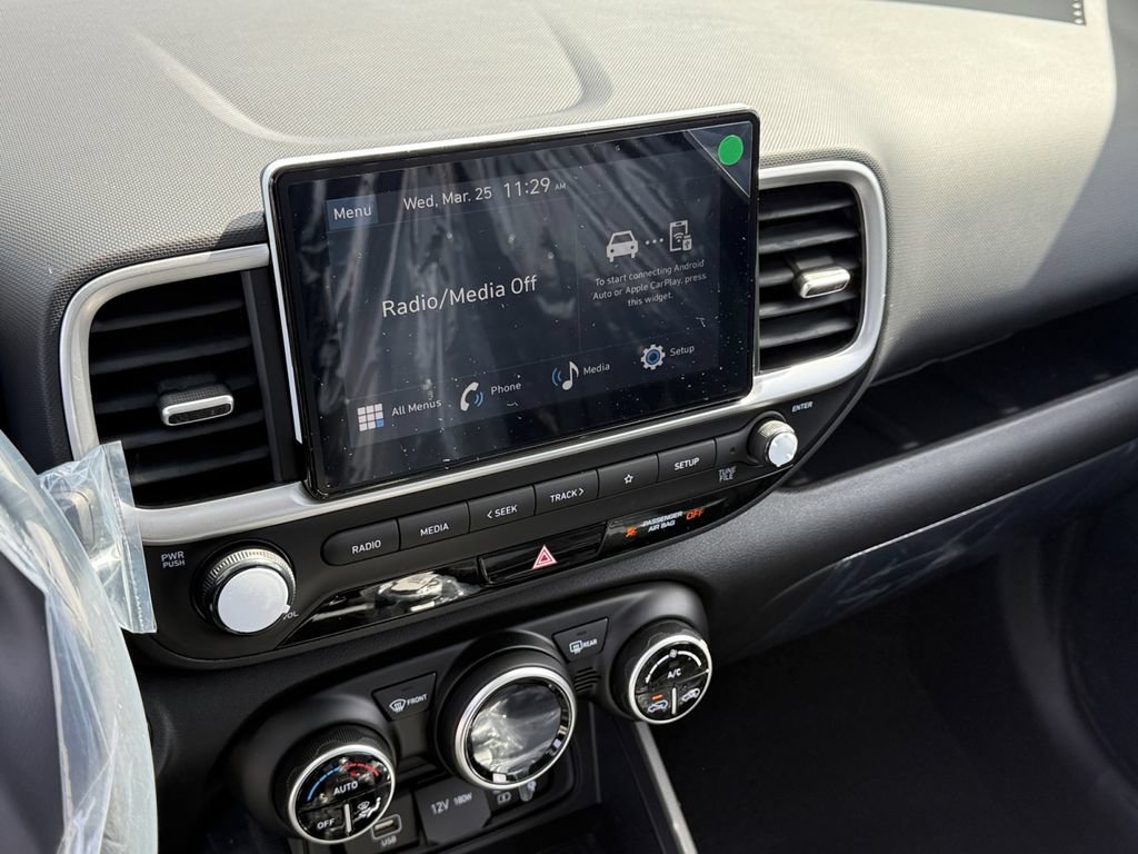 New 2026 Hyundai Venue SEL FWD image 17