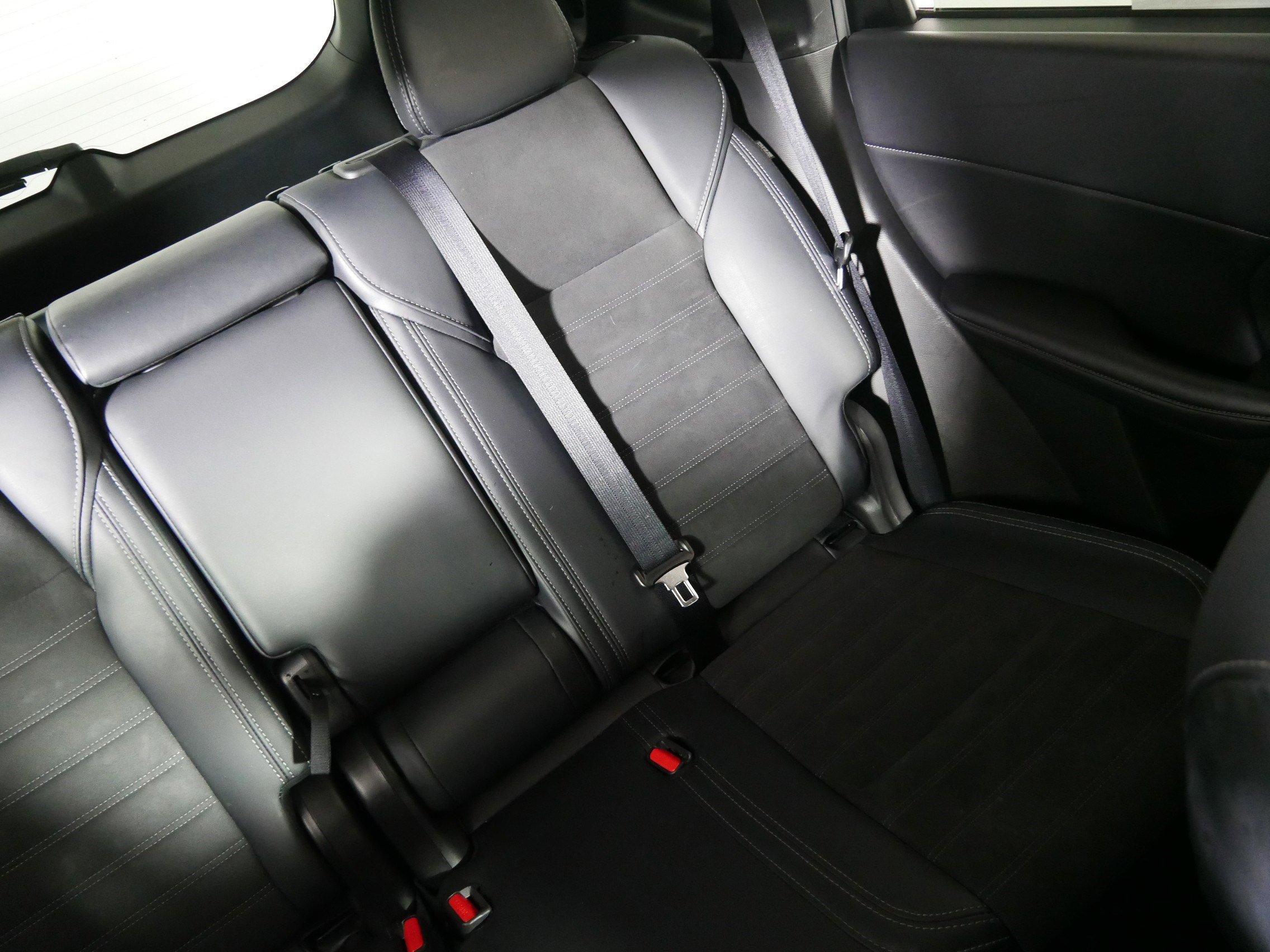 Used 2024 Mitsubishi Outlander SE image 14