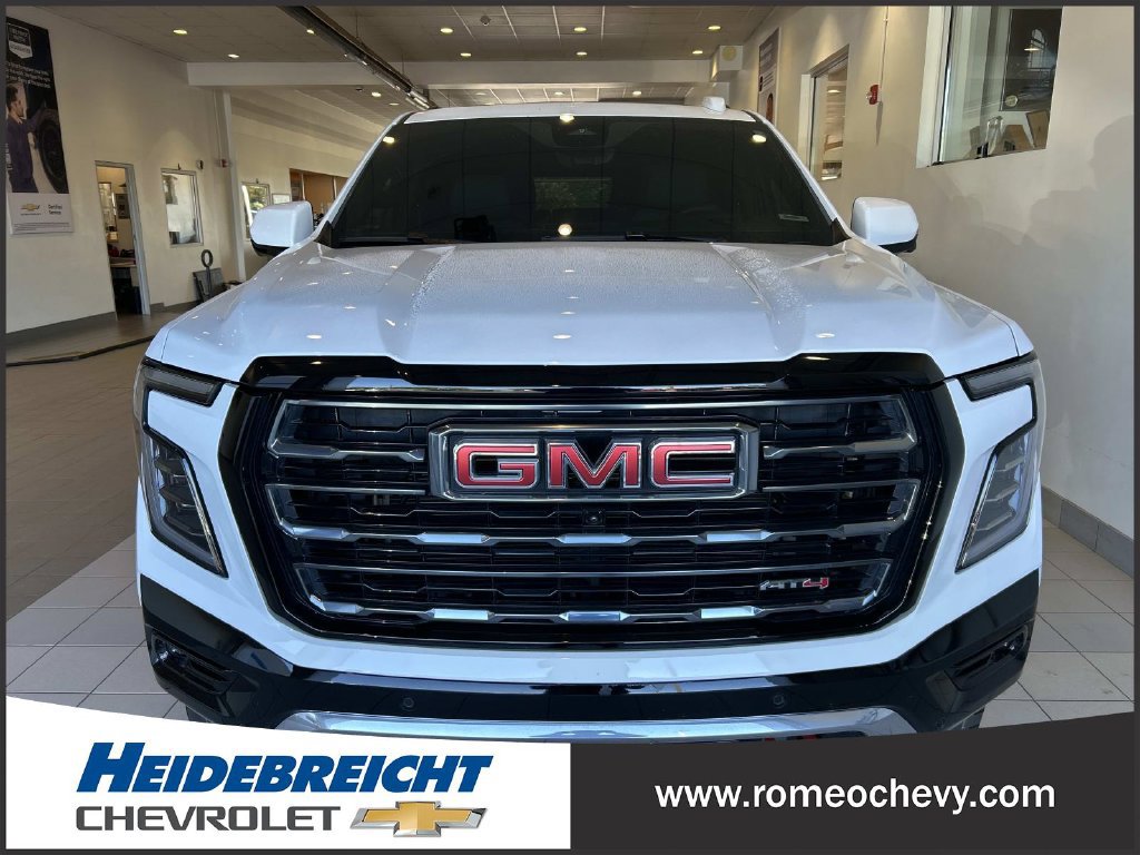 Used 2025 GMC Yukon AT4 w/ AT4 Premium Plus Package AWD/4WD image 48