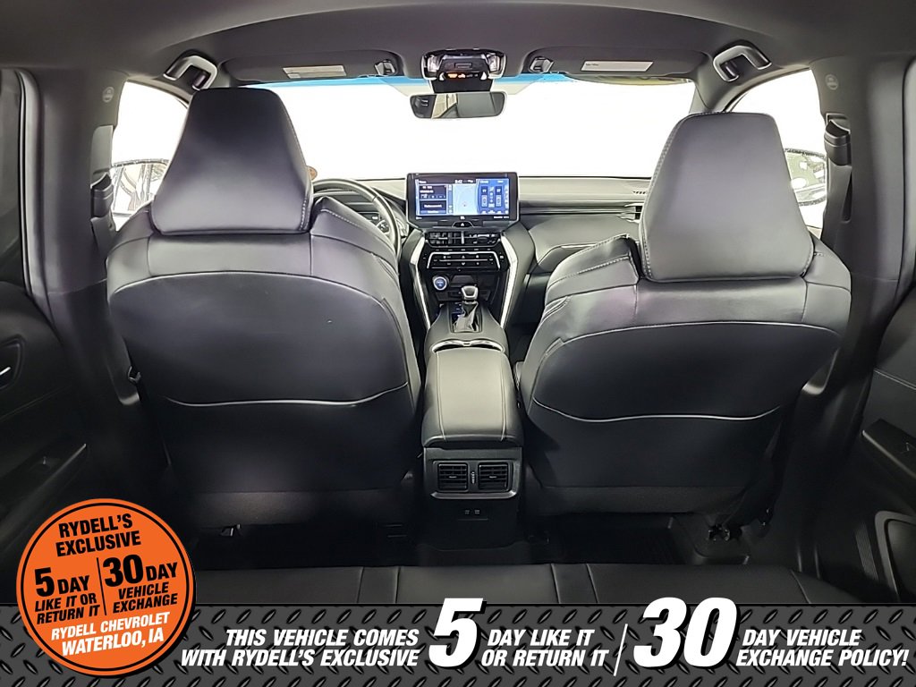 Used 2021 Toyota Venza XLE w/ Softex Package image 13