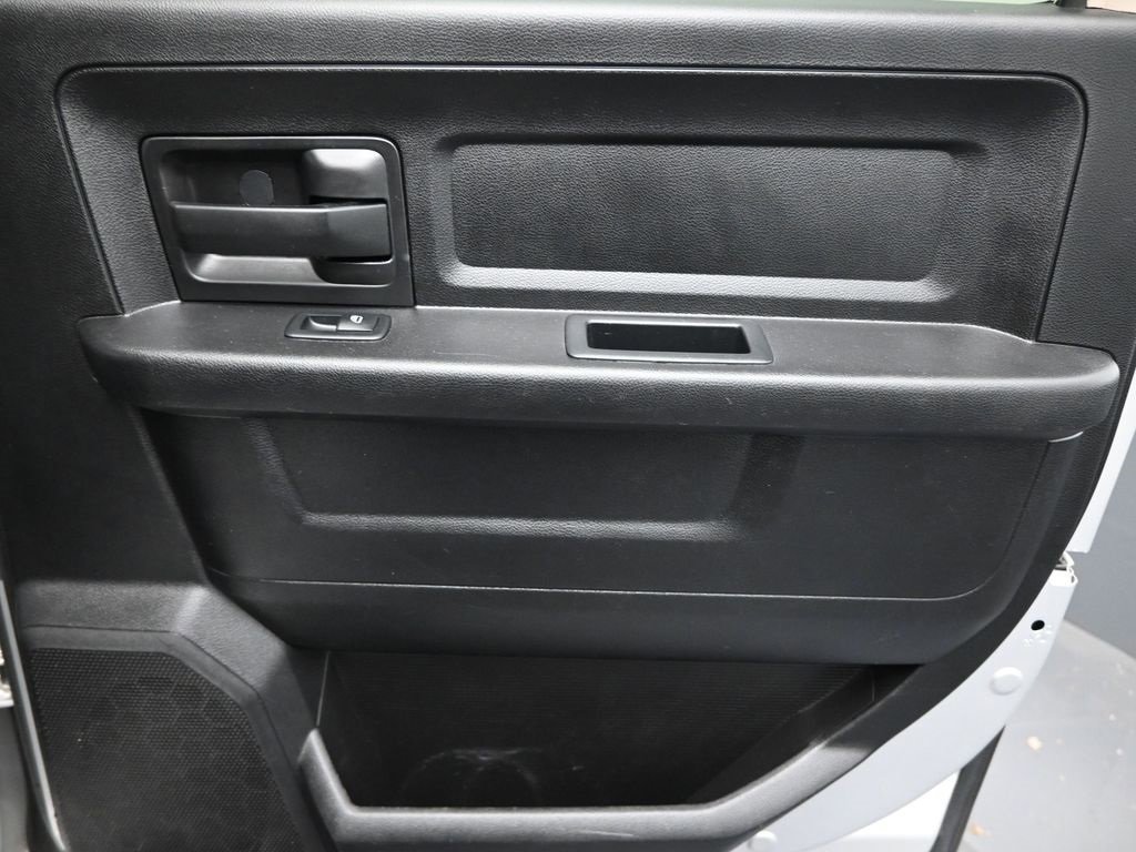 Used 2017 RAM 3500 Tradesman w/ Popular Equipment Group image 21