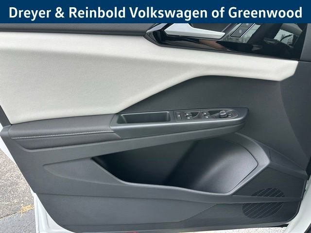 New 2026 Volkswagen Taos S image 22