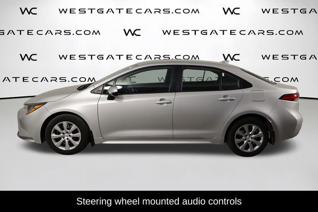 Used 2025 Toyota Corolla LE image 5