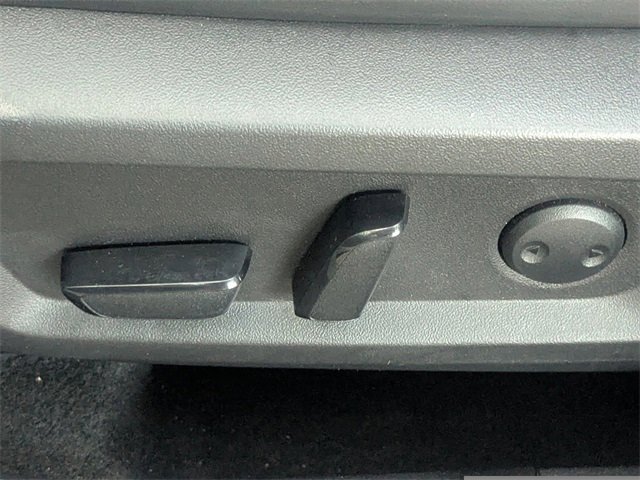 Used 2022 Mitsubishi Outlander SE image 20