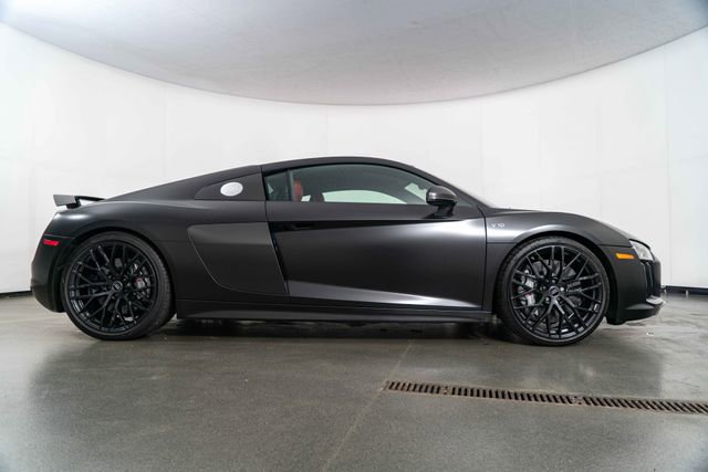 Used 2017 Audi R8 V10 plus image 9