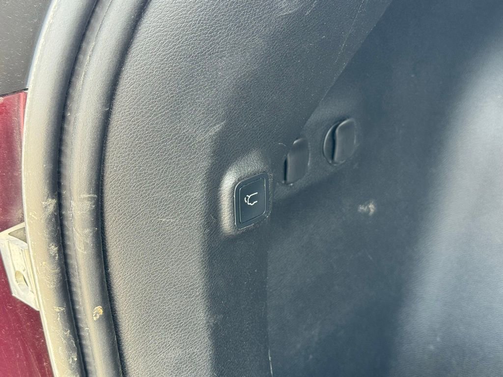 Used 2019 Jeep Cherokee Limited AWD/4WD image 43