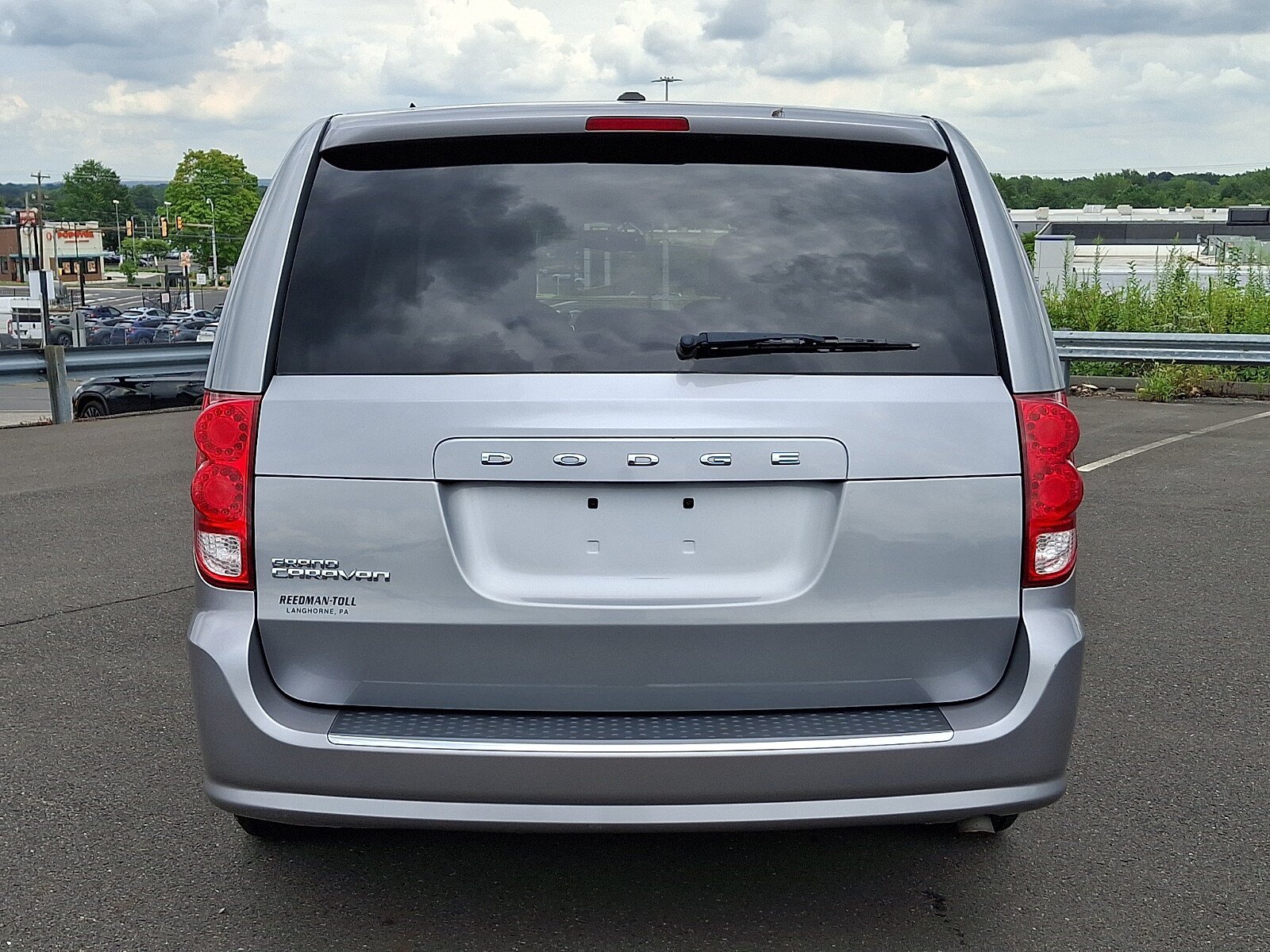 Used 2015 Dodge Grand Caravan SE w/ Quick Order Package 29E SE FWD image 5