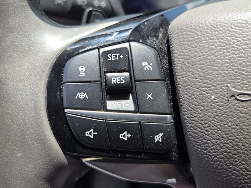 Used 2021 Ford Explorer Platinum w/ Equipment Group 601A AWD/4WD image 26