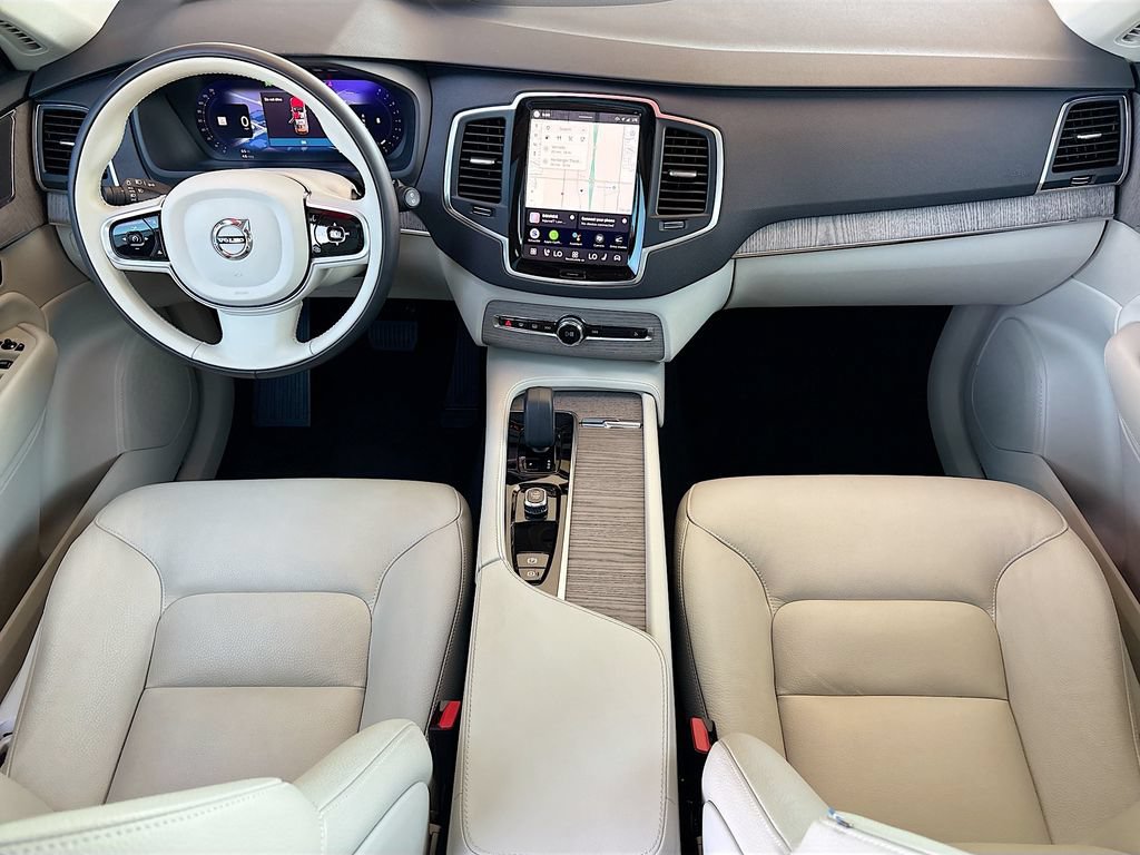 Used 2023 Volvo XC90 B6 Core w/ Protection Package Premier AWD/4WD image 13