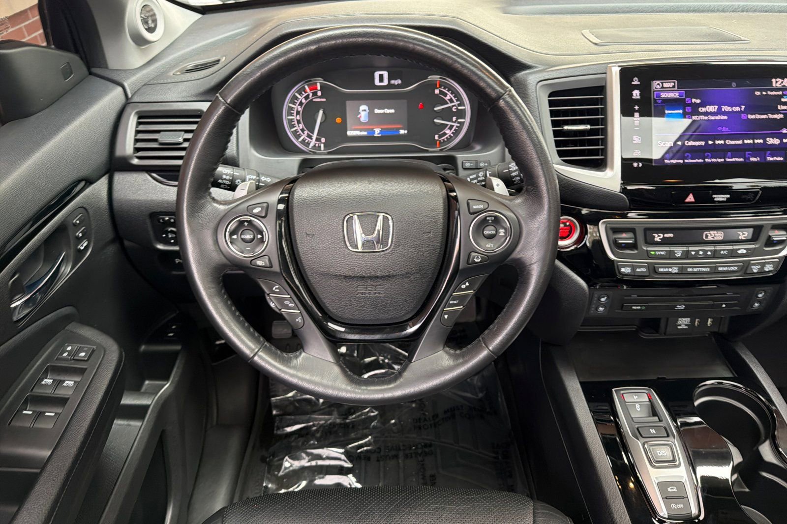 Used 2018 Honda Pilot Elite image 14