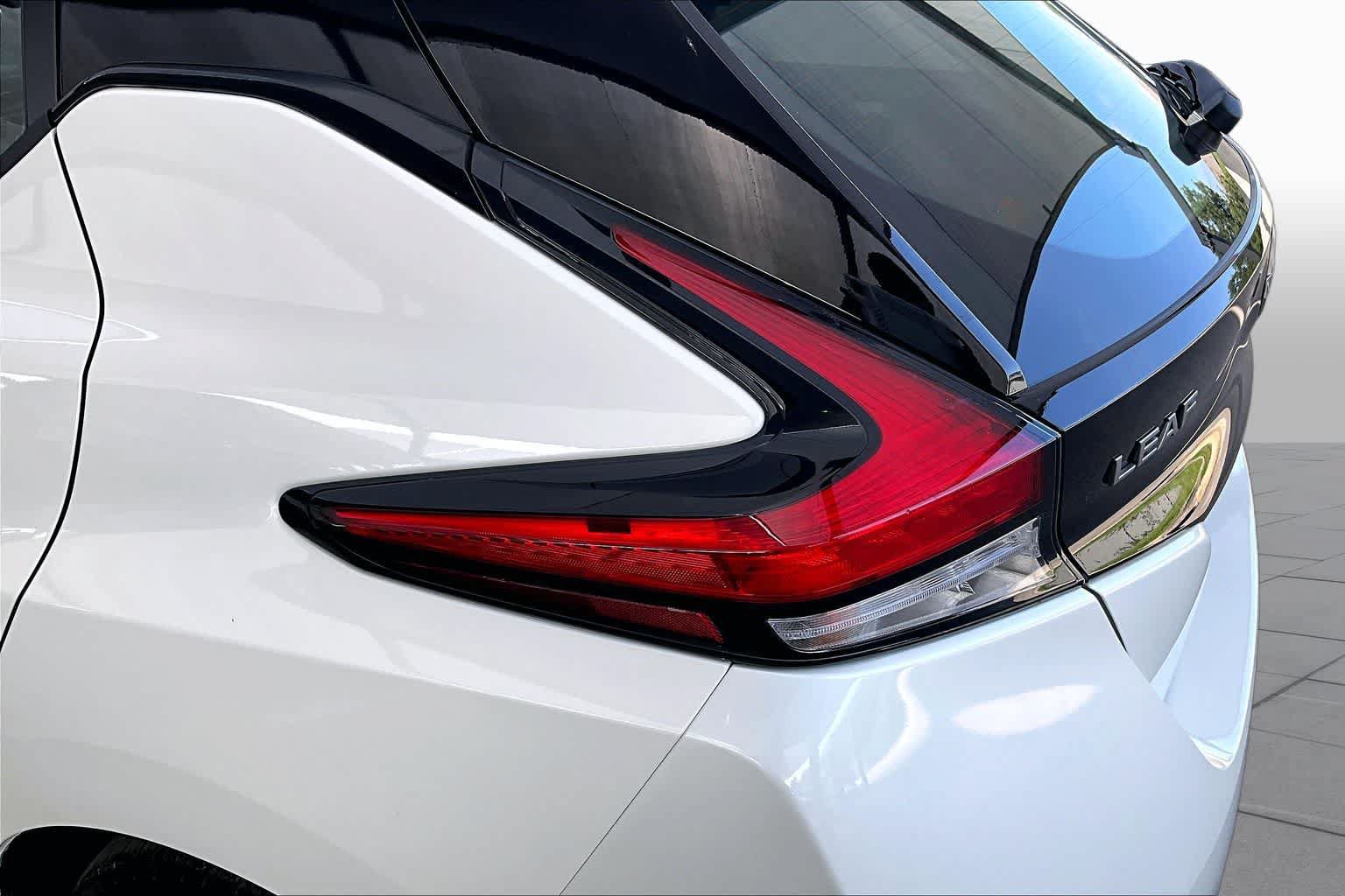 Used 2025 Nissan Leaf SV Plus FWD image 27