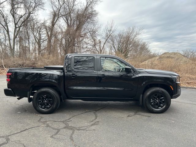 Certified 2024 Nissan Frontier SV image 3