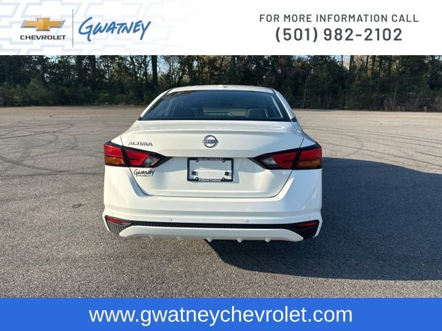 Used 2025 Nissan Altima 2.5 SV FWD image 6