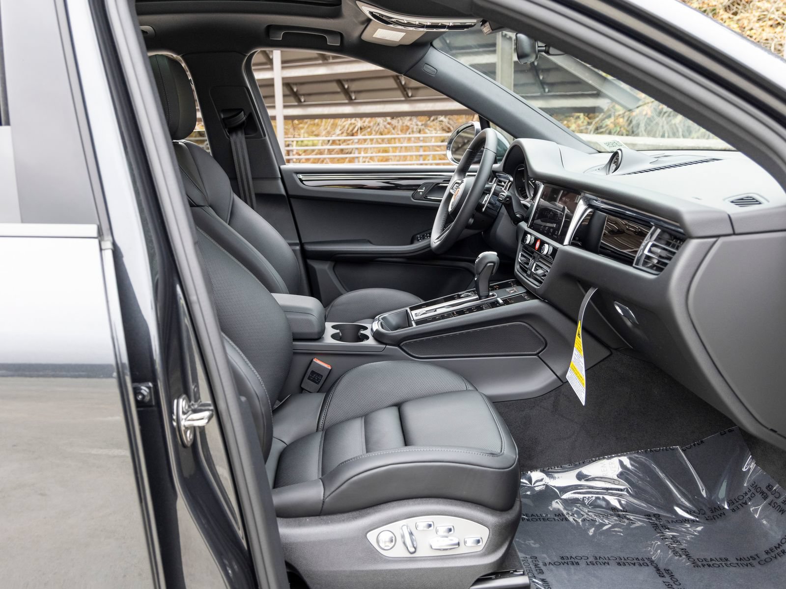 New 2026 Porsche Macan AWD/4WD image 66
