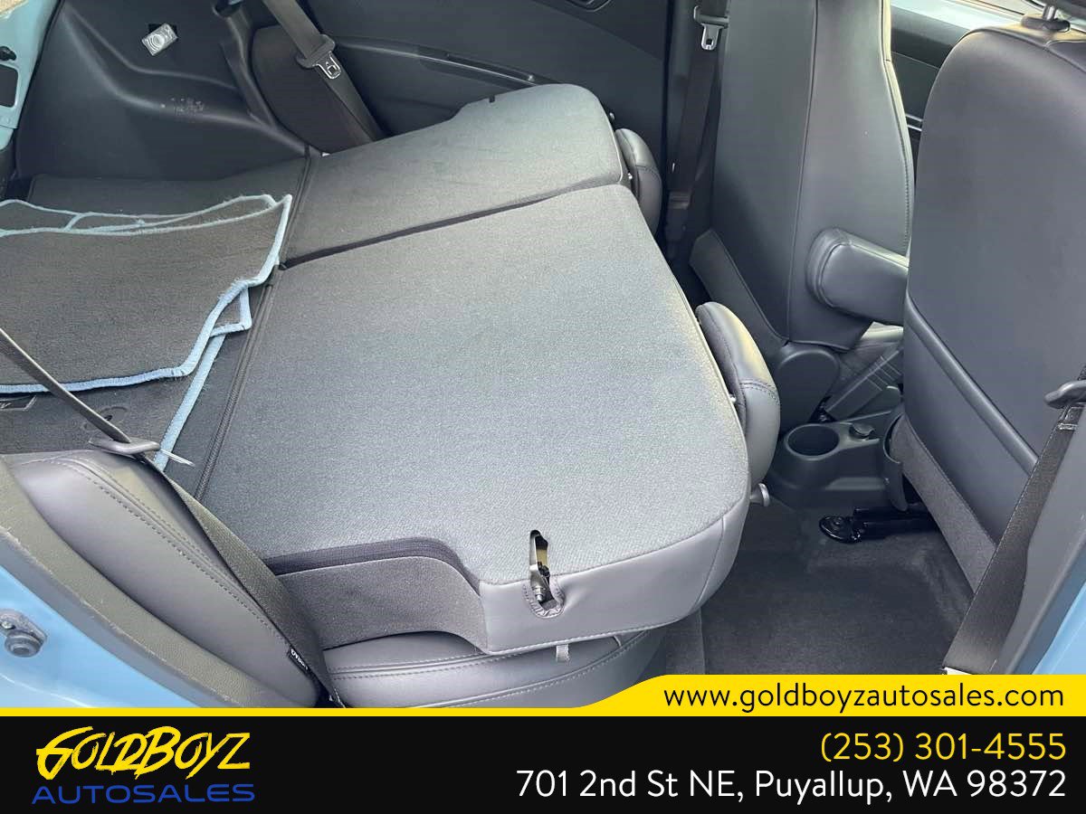 Used 2015 Chevrolet Spark LT image 18