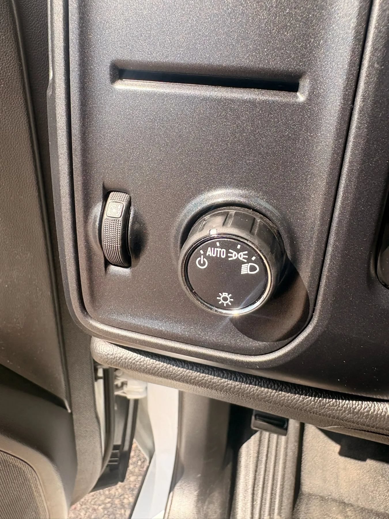 Used 2014 Chevrolet Silverado 1500 W/T w/ WT Convenience Package AWD/4WD image 15