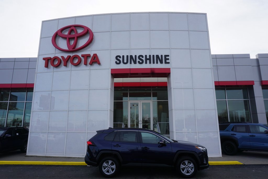 New 2025 Toyota RAV4 XLE