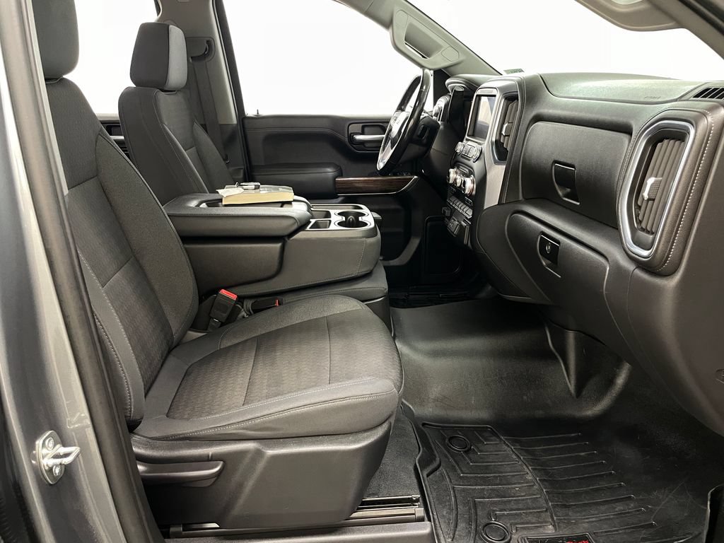 Used 2019 GMC Sierra 1500 SLE w/ SLE Value Package AWD/4WD image 33