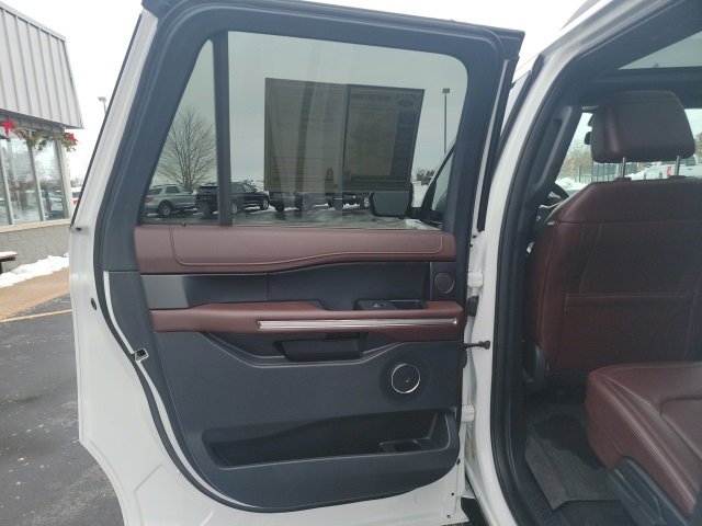 Used 2024 Ford Expedition Max Limited image 19