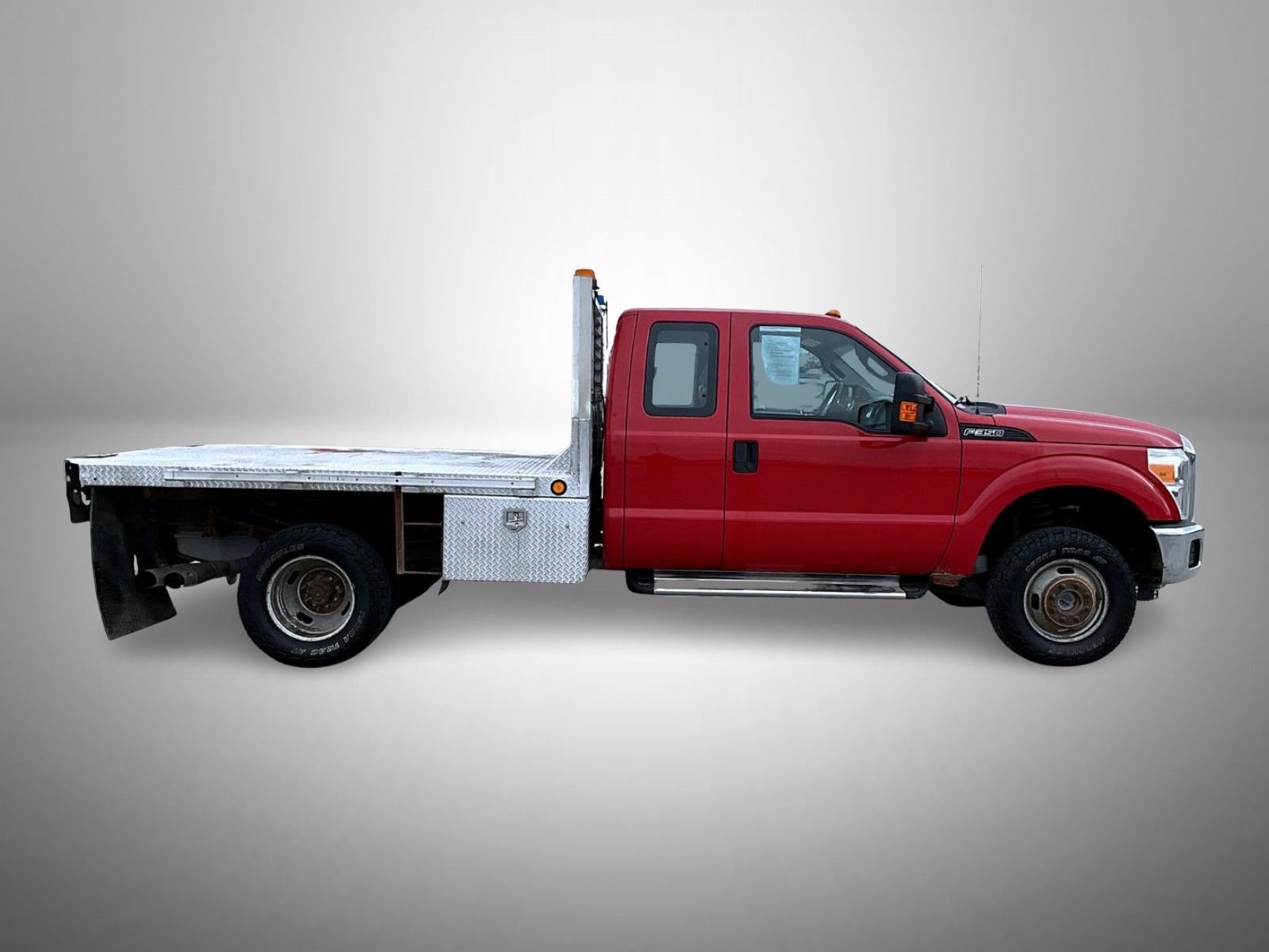 Used 2015 Ford F350 XL w/ Power Equipment Group AWD/4WD image 4