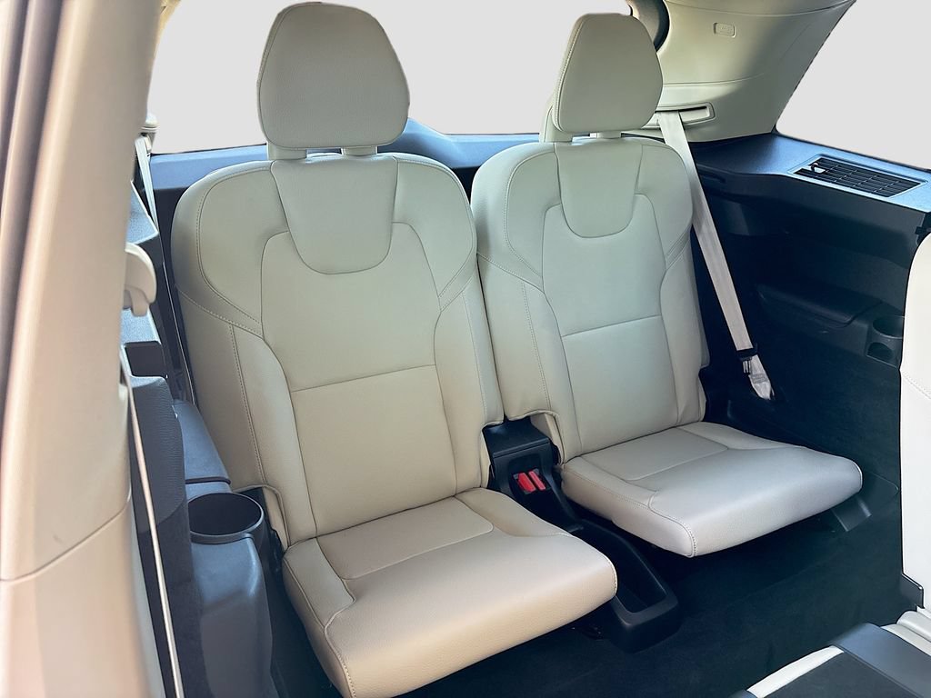 Used 2023 Volvo XC90 B6 Core w/ Protection Package Premier AWD/4WD image 23