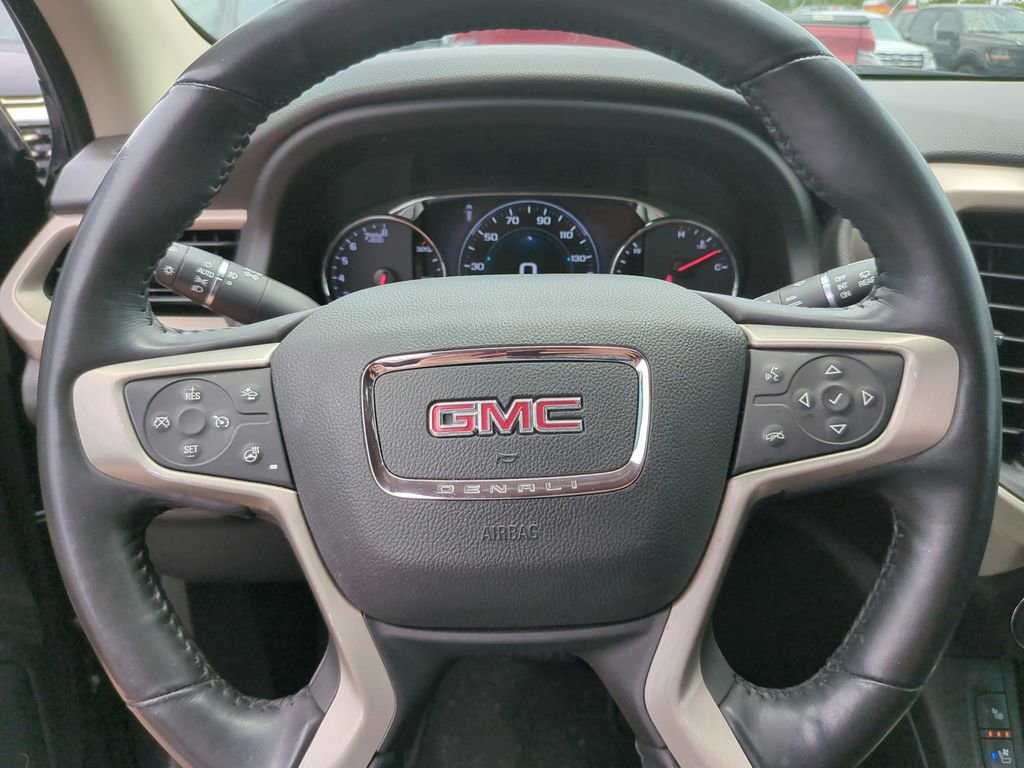 Used 2018 GMC Acadia Denali w/ Technology Package FWD image 25