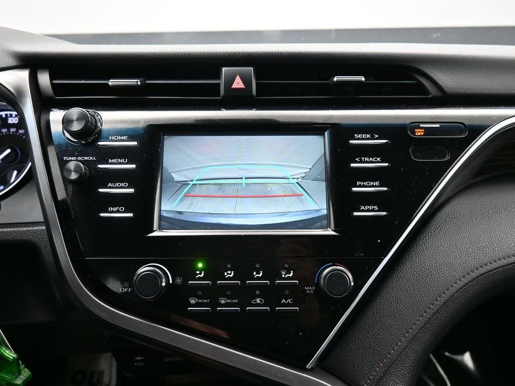 Used 2018 Toyota Camry LE image 25