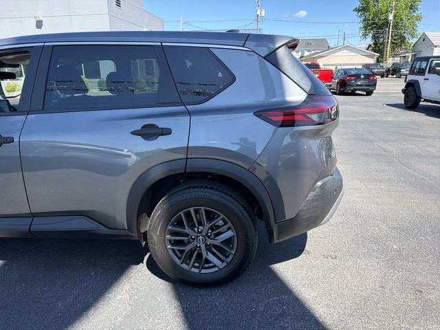 Used 2023 Nissan Rogue S FWD image 7