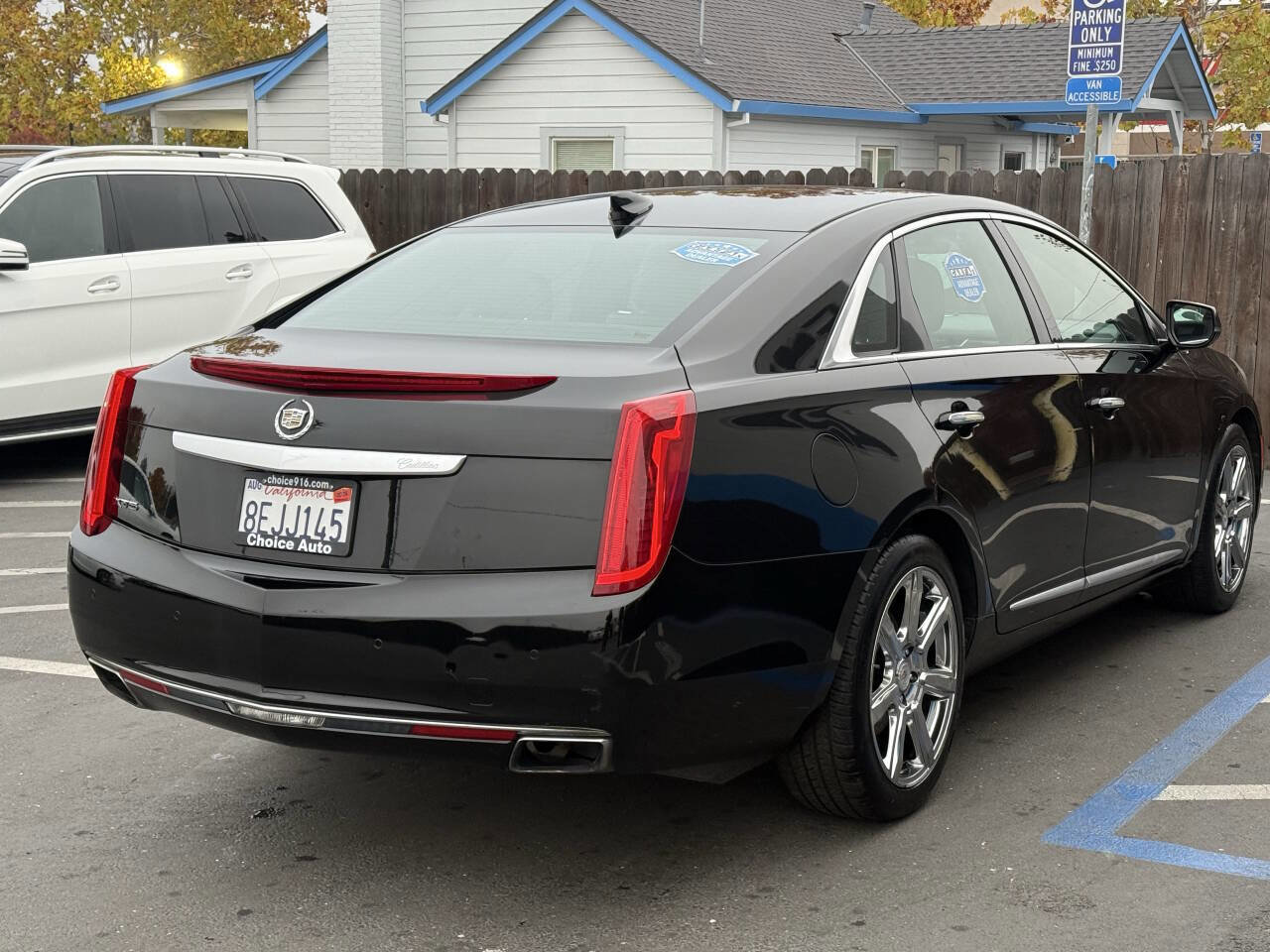 Used 2015 Cadillac XTS Premium image 5