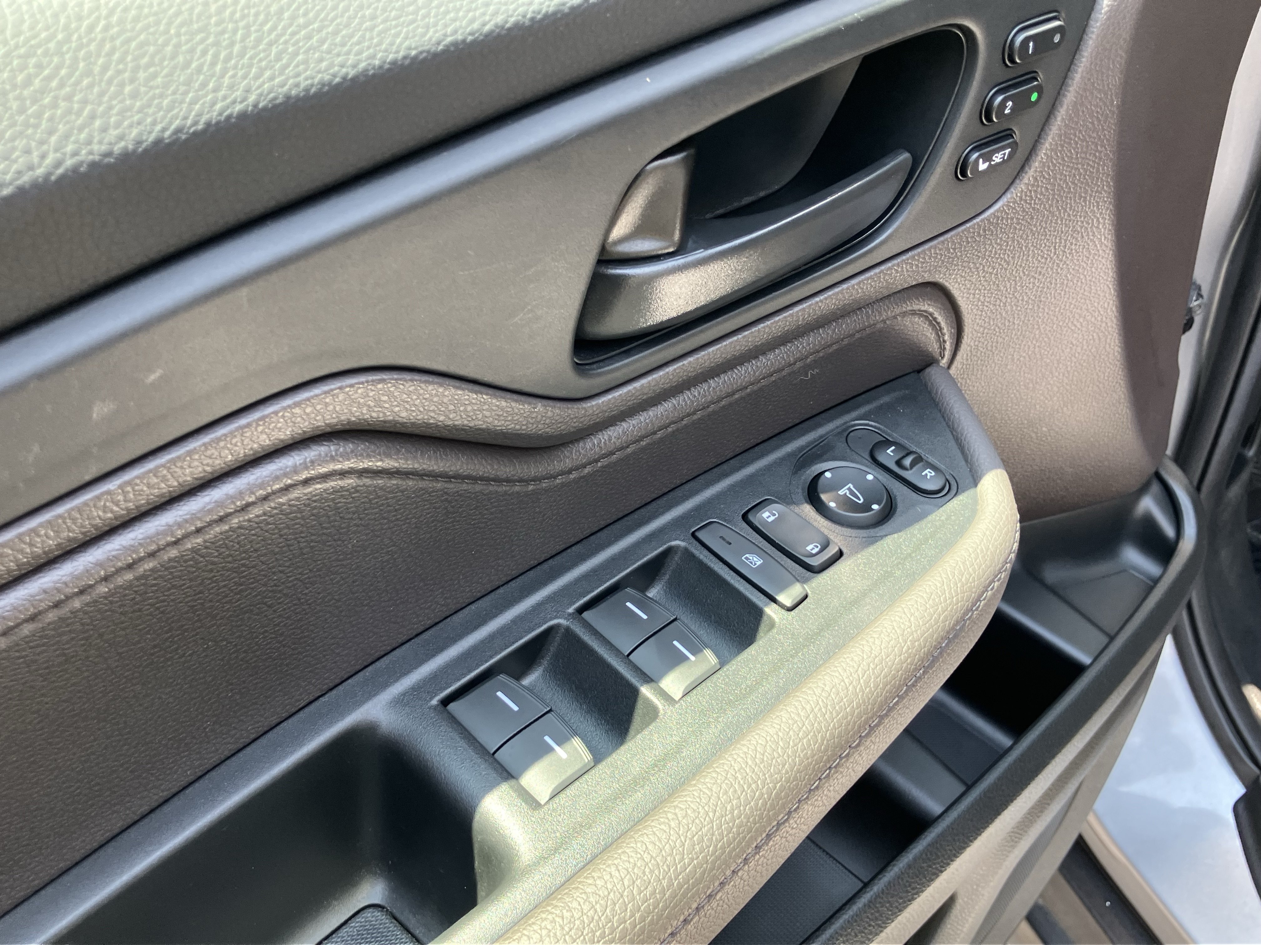 Certified 2024 Honda Odyssey EX-L image 15