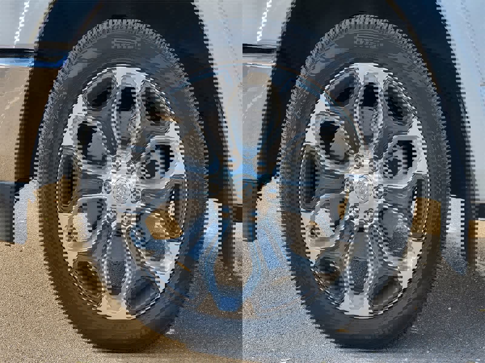 Used 2020 RAM 1500 Limited image 10