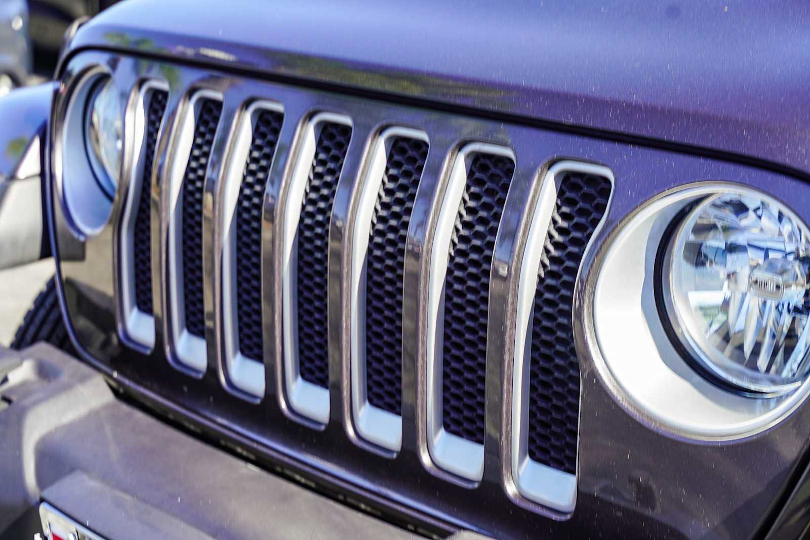 Used 2022 Jeep Wrangler Unlimited Sahara image 11