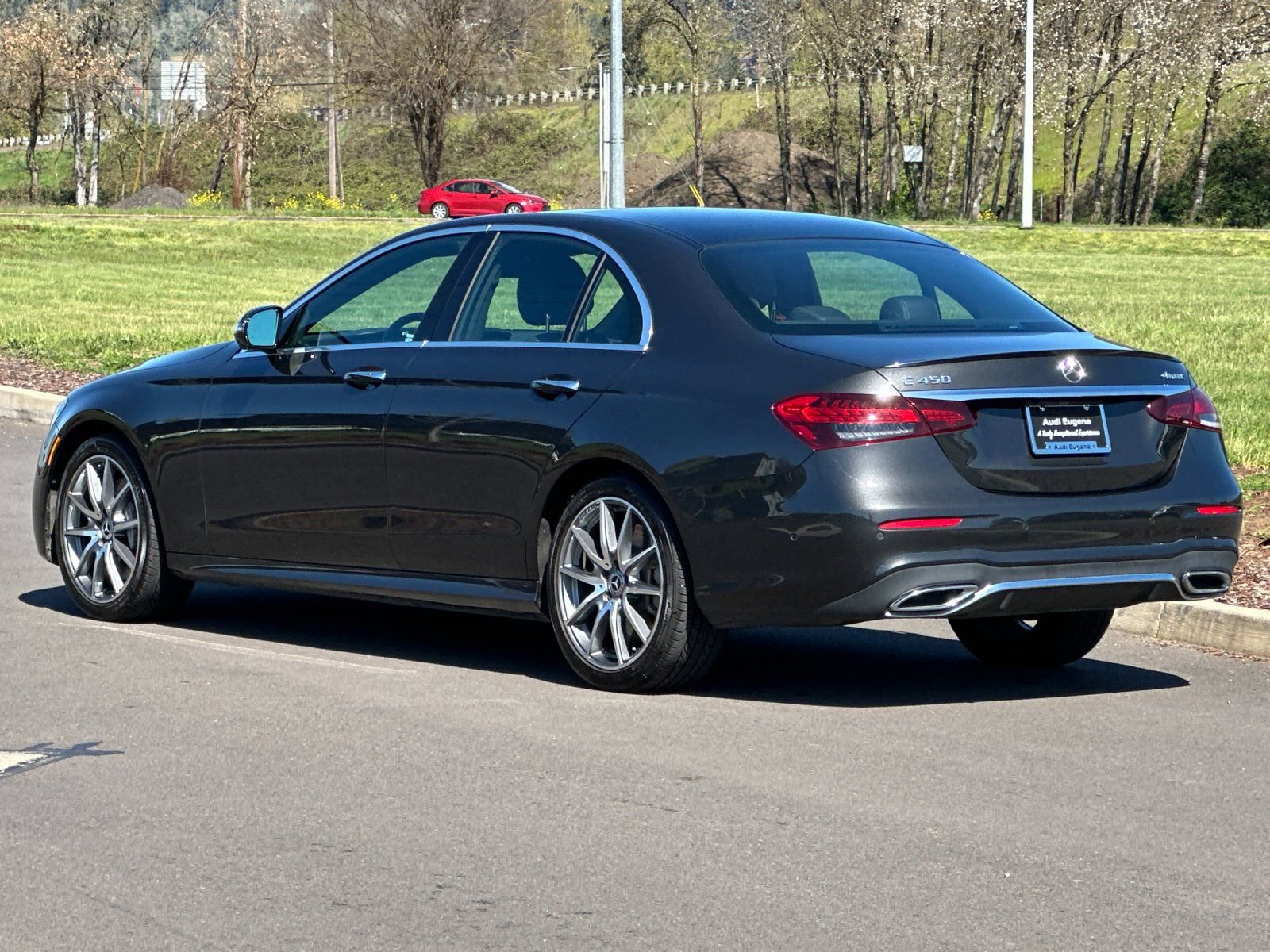 Used 2023 Mercedes-Benz E 450 4MATIC Sedan image 5