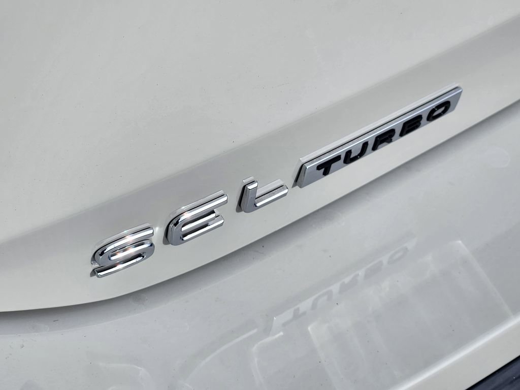 New 2026 Volkswagen Tiguan SEL R-Line image 30