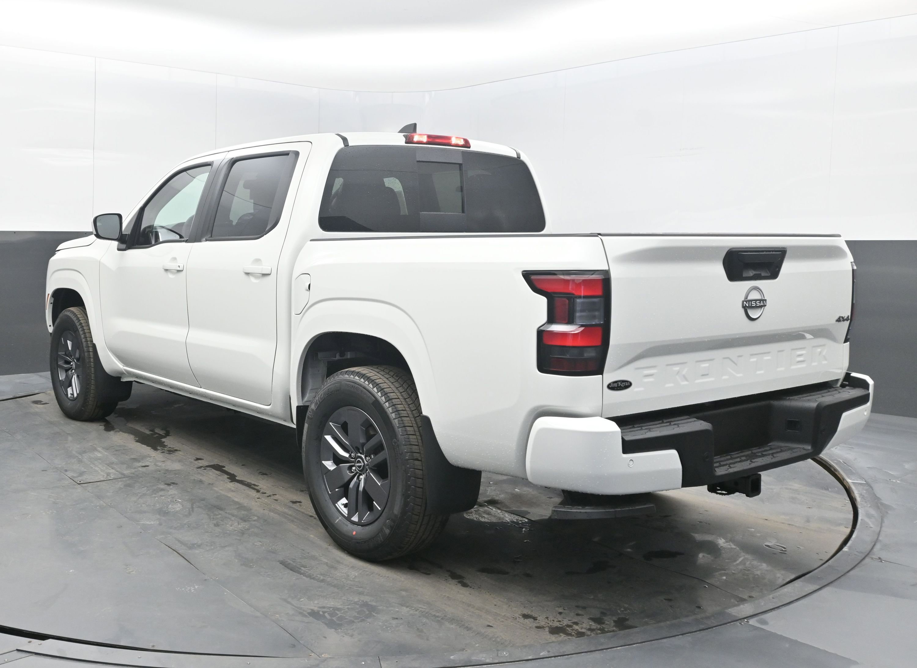 New 2026 Nissan Frontier SV w/ All-Weather Content Package AWD/4WD image 6